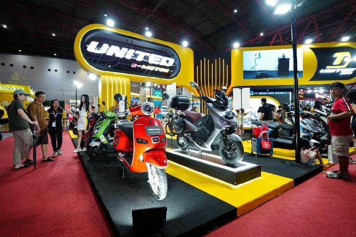 Promo Gede dari United E-Motor di PRJ 2025, Diskon Fantastis dan Hadiah Langsung