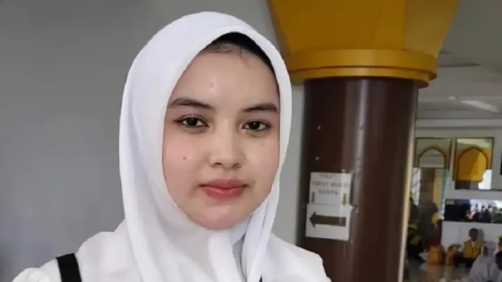 Kisah Haru Alifah, Jemaah Haji 17 Tahun dari Pekanbaru Berangkat Gantikan Ayah