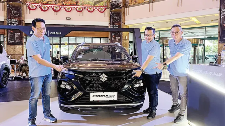 Serba Hitam dan Dilengkapi Dash Cam, Suzuki Fronx SGX Hybrid Kuro Meluncur di Pekanbaru