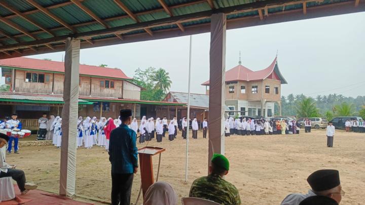 Peringati Hari Santri Nasional Ketua OSIP PPMINI & Pembina OSIP PPMINI Hadiri Upacara Peringatan Hari Santri