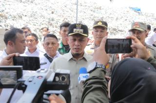 Berani Lapor Sampah Ilegal? Wako Pekanbaru Siapkan Reward Menarik