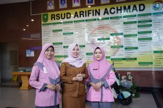 Semangat Kartini di RSUD Arifin Achmad, Nakes Perempuan Jadi Garda Depan Pelayanan