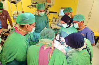 Peringati Hari MBKN ke-4 17 Pasien THT Dioperasi di RSUD Arifin Achmad