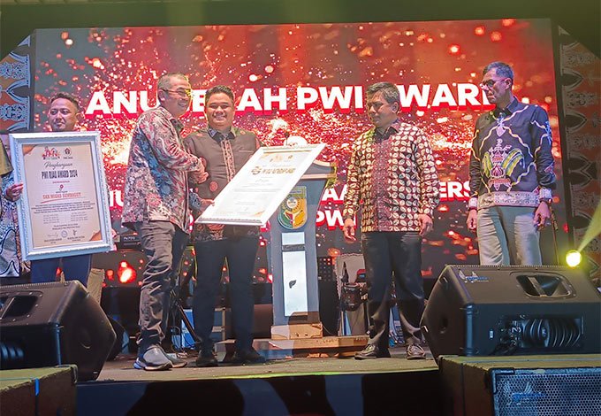 PWI RIAU AWARD 2024